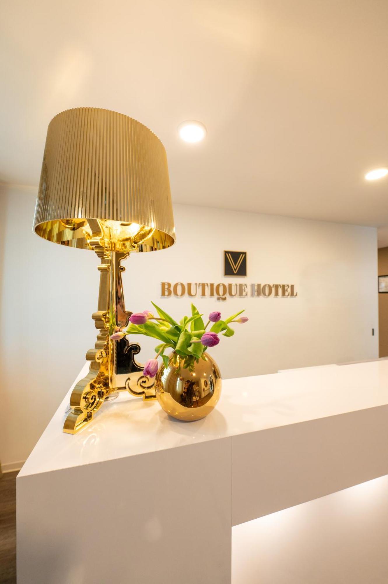 V Boutique Hotel ベーブリンゲン エクステリア 写真
